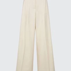 Best reviews of ✨ Dorothee Schumacher 👩 women Structured Allure Pants in White Cream ✨ -Donna Karan Sleepwear Shop 2f904429117945c4bf8d31d17a795091 1080x